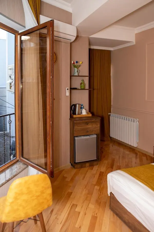 Legend Hotel Tbilisi