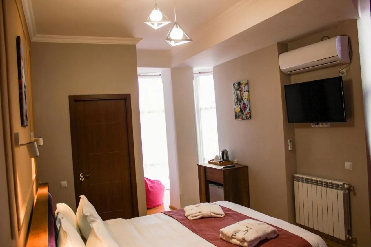 Legend Hotel Tbilisi