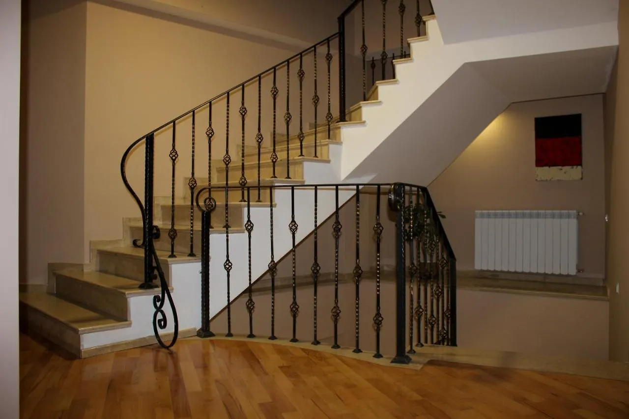 Legend Hotel Tbilisi 3*,  Georgia
