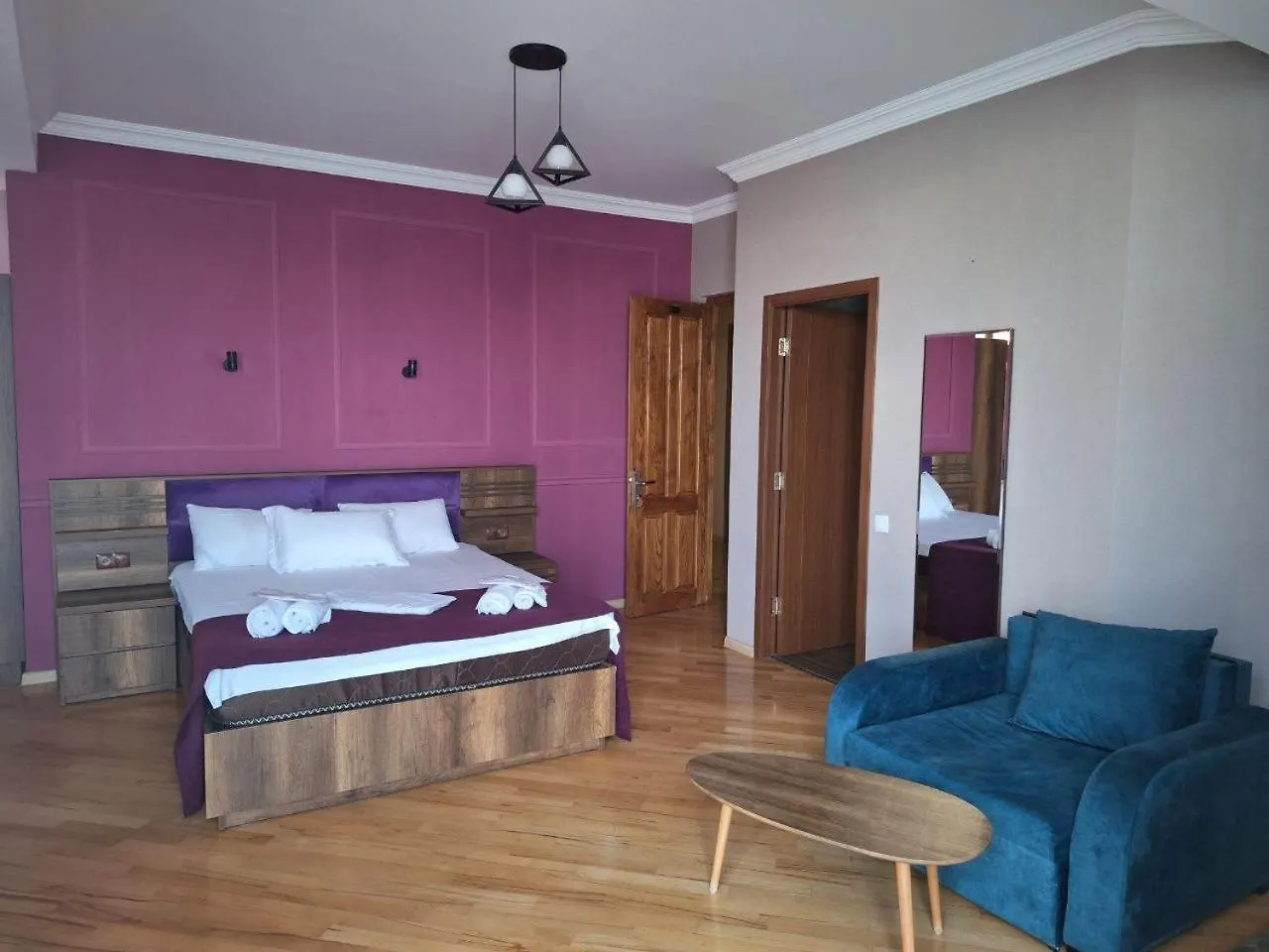 Legend Hotel Tbilisi 3*,